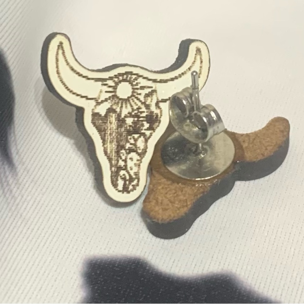 Western longhorn earrings